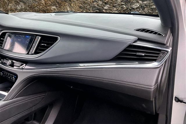 2022 Buick Enclave Premium