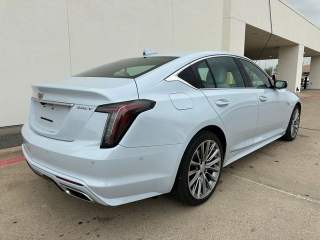 2022 Cadillac CT5 Premium Luxury