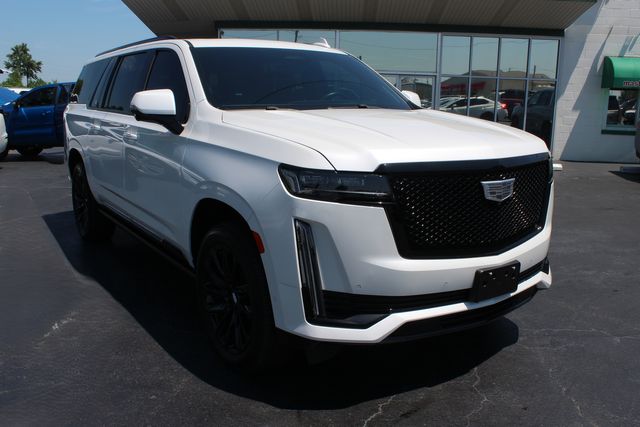 2022 Cadillac Escalade ESV Sport Platinum Onyx Edition | Granite City, Illinois | MasterCars Company Inc. 2022 Cadillac Escalade ESV Sport Platinum Onyx Edition | Granite City, Illinois | MasterCars Company Inc.