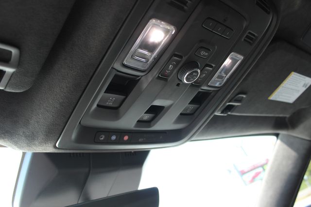 2022 Cadillac Escalade ESV Sport Platinum Onyx Edition | Granite City, Illinois | MasterCars Company Inc. 2022 Cadillac Escalade ESV Sport Platinum Onyx Edition | Granite City, Illinois | MasterCars Company Inc.