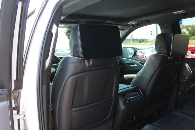 2022 Cadillac Escalade ESV Sport Platinum Onyx Edition | Granite City, Illinois | MasterCars Company Inc. 2022 Cadillac Escalade ESV Sport Platinum Onyx Edition | Granite City, Illinois | MasterCars Company Inc.