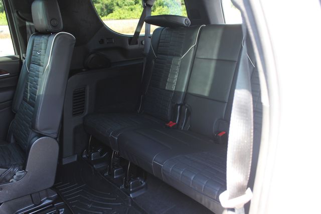 2022 Cadillac Escalade ESV Sport Platinum Onyx Edition | Granite City, Illinois | MasterCars Company Inc. 2022 Cadillac Escalade ESV Sport Platinum Onyx Edition | Granite City, Illinois | MasterCars Company Inc.