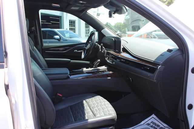 2022 Cadillac Escalade ESV Sport Platinum Onyx Edition | Granite City, Illinois | MasterCars Company Inc. 2022 Cadillac Escalade ESV Sport Platinum Onyx Edition | Granite City, Illinois | MasterCars Company Inc.