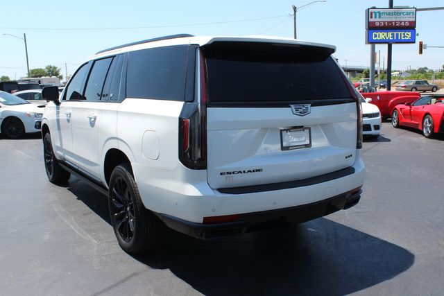 2022 Cadillac Escalade ESV Sport Platinum Onyx Edition | Granite City, Illinois | MasterCars Company Inc. 2022 Cadillac Escalade ESV Sport Platinum Onyx Edition | Granite City, Illinois | MasterCars Company Inc.