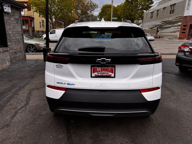 2022 Chevrolet Bolt EUV LT