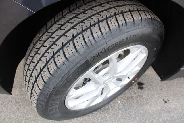 2022 Chevrolet Equinox LS AWD