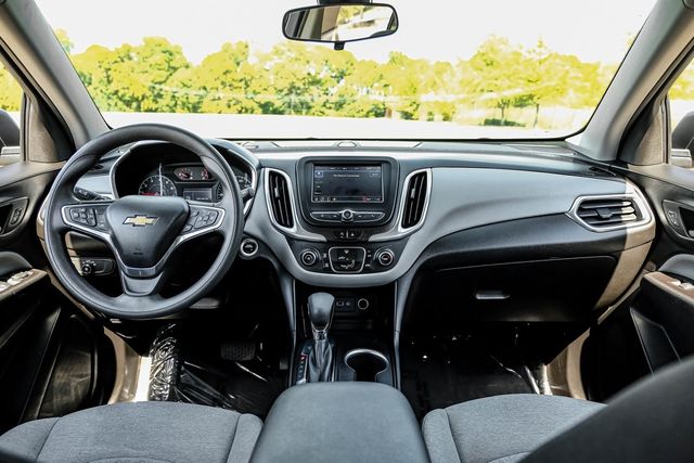 2022 Chevrolet Equinox LS 2022 Chevrolet Equinox LS