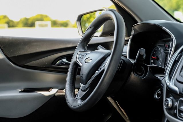 2022 Chevrolet Equinox LS 2022 Chevrolet Equinox LS