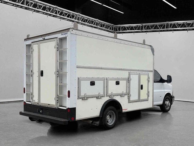 2022 Chevrolet Express 3500