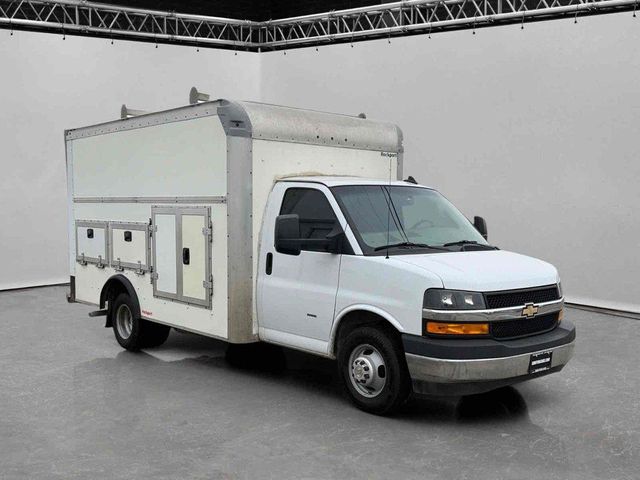 2022 Chevrolet Express 3500