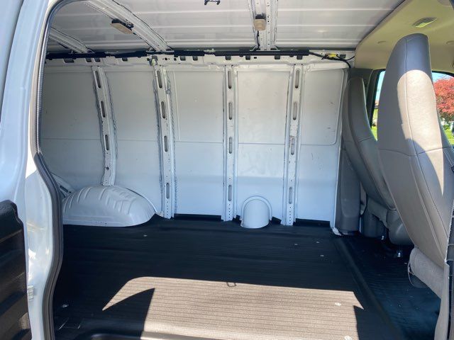 2022 Chevrolet Express 2500 | Ephrata, PA | Pine Tree Motors