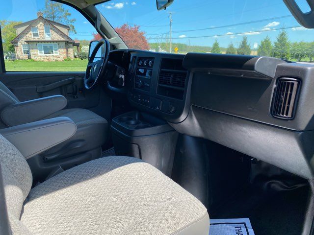 2022 Chevrolet Express 2500 | Ephrata, PA | Pine Tree Motors 2022 Chevrolet Express 2500 | Ephrata, PA | Pine Tree Motors