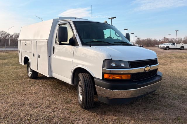 2022 Chevrolet Express Utility 3500 | Roscoe, IL | Autoland Outlets