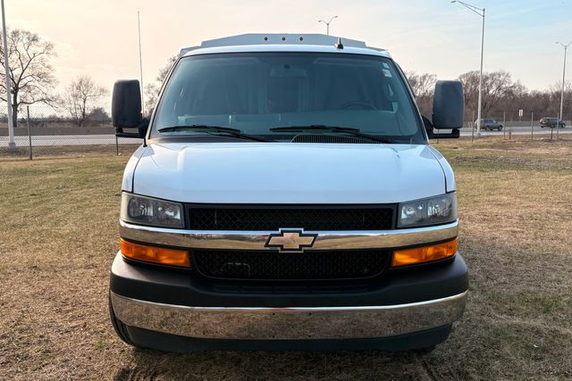 2022 Chevrolet Express Utility 3500 | Roscoe, IL | Autoland Outlets 2022 Chevrolet Express Utility 3500 | Roscoe, IL | Autoland Outlets
