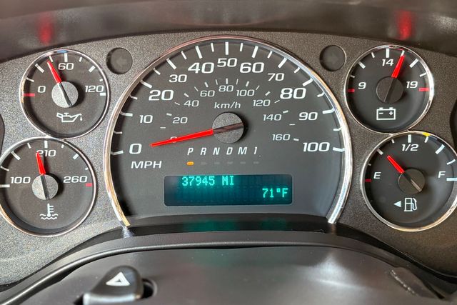 2022 Chevrolet Express Utility 3500 | Roscoe, IL | Autoland Outlets