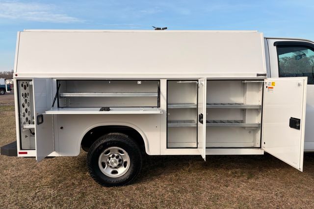 2022 Chevrolet Express Utility 3500 | Roscoe, IL | Autoland Outlets 2022 Chevrolet Express Utility 3500 | Roscoe, IL | Autoland Outlets