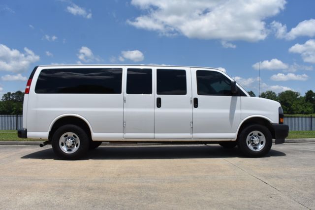 2022 Chevrolet Express LS 3500