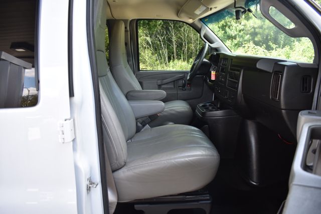 2022 Chevrolet Express LS 3500