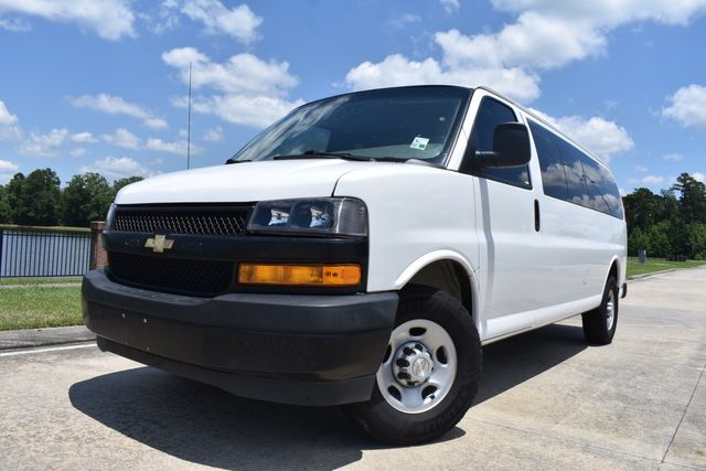 2022 Chevrolet Express LS 3500