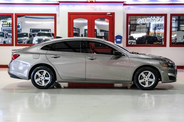 2022 Chevrolet Malibu LS 2022 Chevrolet Malibu LS