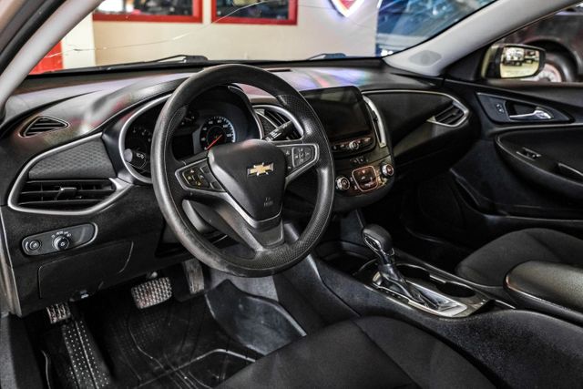 2022 Chevrolet Malibu LS | Addison, TX | Mr Car Guys