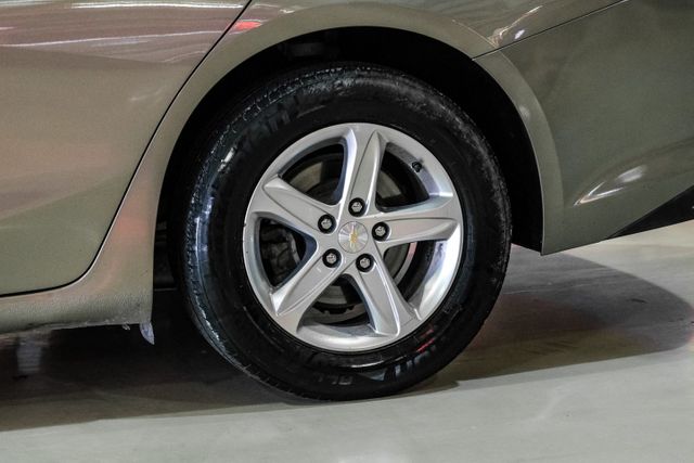 2022 Chevrolet Malibu LS | Addison, TX | Mr Car Guys