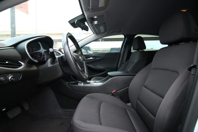 2022 Chevrolet Malibu RS | San Antonio, TX | R&amp;L Certified Auto Group