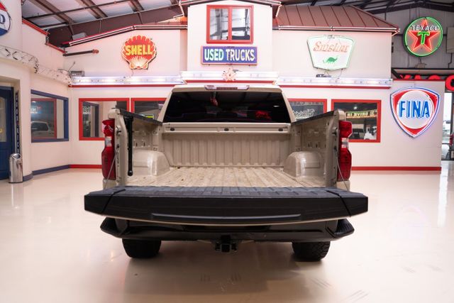 2022 Chevrolet Silverado 1500 Custom Trail Boss | Addison, TX | Mr Car Guys 2022 Chevrolet Silverado 1500 Custom Trail Boss | Addison, TX | Mr Car Guys