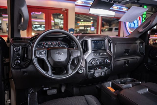 2022 Chevrolet Silverado 1500 Custom Trail Boss | Addison, TX | Mr Car Guys 2022 Chevrolet Silverado 1500 Custom Trail Boss | Addison, TX | Mr Car Guys