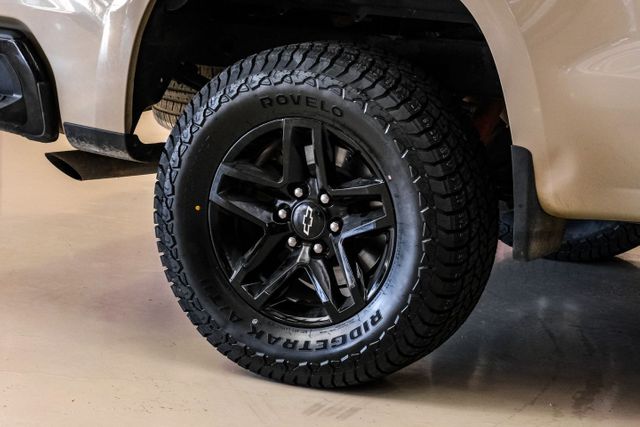 2022 Chevrolet Silverado 1500 Custom Trail Boss | Addison, TX | Mr Car Guys