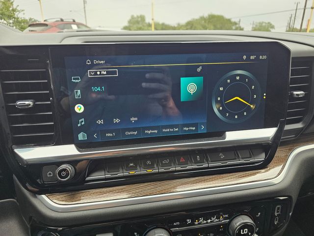 2022 Chevrolet Silverado 1500 RST | Brownsville TX | English Motors 2022 Chevrolet Silverado 1500 RST | Brownsville TX | English Motors