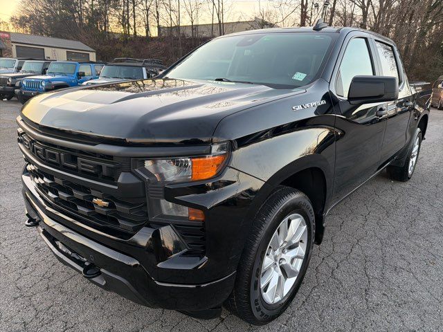 2022 Chevrolet Silverado 1500 Custom
