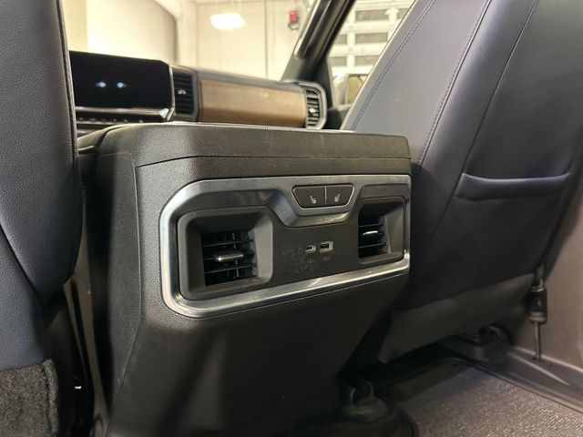 2022 Chevrolet Silverado 1500 High Country | Irving, Texas | Hopper Motorplex 2022 Chevrolet Silverado 1500 High Country | Irving, Texas | Hopper Motorplex