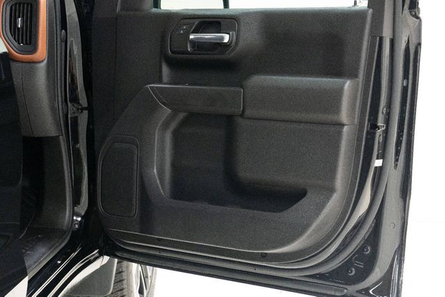 2022 Chevrolet Silverado 1500 Limited Custom Trail Boss | Houston, TX | Houston Auto Credit 2022 Chevrolet Silverado 1500 Limited Custom Trail Boss | Houston, TX | Houston Auto Credit