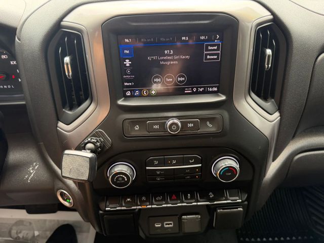 2022 Chevrolet Silverado 1500 Custom Trail Boss