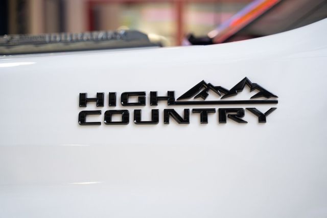 2022 Chevrolet Silverado 2500HD High Country | Addison, TX | Mr Car Guys 2022 Chevrolet Silverado 2500HD High Country | Addison, TX | Mr Car Guys