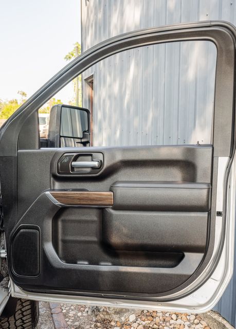 2022 Chevrolet Silverado 2500HD LT Z71 / REGULAR CAB LONG BED / 1 TEXAS OWNER | Austin, TX | Rocky Mountain Truck Stop Austin 2022 Chevrolet Silverado 2500HD LT Z71 / REGULAR CAB LONG BED / 1 TEXAS OWNER | Austin, TX | Rocky Mountain Truck Stop Austin