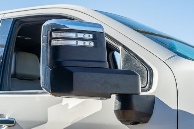 2022 Chevrolet Silverado 2500HD LTZ CREW CAB Z71 / CLEAN CARFAX / 1 TEXAS OWNER | Austin, TX | Rocky Mountain Truck Stop Austin