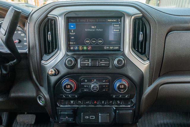 2022 Chevrolet Silverado 2500HD LTZ CREW CAB Z71 / CLEAN CARFAX / 1 TEXAS OWNER | Austin, TX | Rocky Mountain Truck Stop Austin