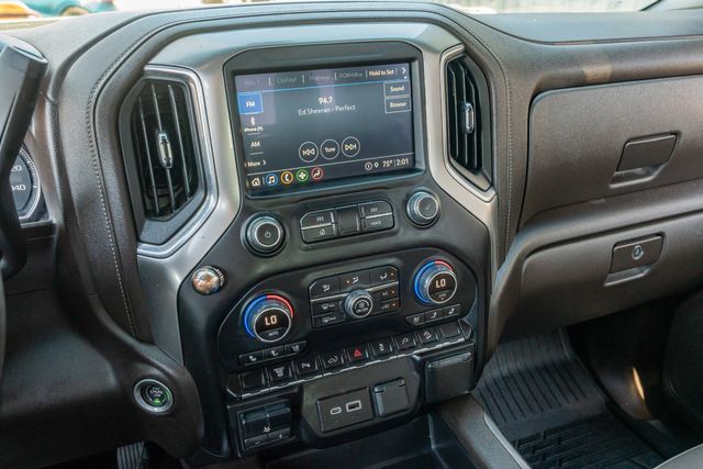 2022 Chevrolet Silverado 2500HD LTZ CREW CAB Z71 / CLEAN CARFAX / 1 TEXAS OWNER | Austin, TX | Rocky Mountain Truck Stop Austin