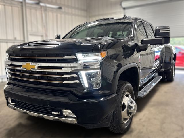 2022 Chevrolet Silverado 3500HD High Country | Houston, TX | Texas Star Motors 2022 Chevrolet Silverado 3500HD High Country | Houston, TX | Texas Star Motors