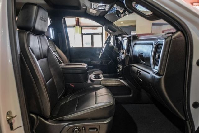 2022 Chevrolet Silverado 3500HD High Country | Addison, TX | Mr Car Guys 2022 Chevrolet Silverado 3500HD High Country | Addison, TX | Mr Car Guys