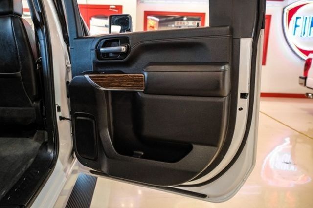 2022 Chevrolet Silverado 3500HD High Country | Addison, TX | Mr Car Guys 2022 Chevrolet Silverado 3500HD High Country | Addison, TX | Mr Car Guys