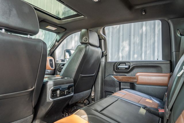 2022 Chevrolet Silverado 3500HD High Country DELUXE 4WD / 1-OWNER / CLEAN CARFAX | Austin, TX | Rocky Mountain Truck Stop Austin 2022 Chevrolet Silverado 3500HD High Country DELUXE 4WD / 1-OWNER / CLEAN CARFAX | Austin, TX | Rocky Mountain Truck Stop Austin