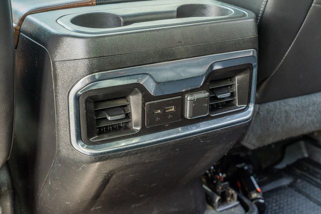 2022 Chevrolet Silverado 3500HD High Country DELUXE 4WD / 1-OWNER / CLEAN CARFAX | Austin, TX | Rocky Mountain Truck Stop Austin 2022 Chevrolet Silverado 3500HD High Country DELUXE 4WD / 1-OWNER / CLEAN CARFAX | Austin, TX | Rocky Mountain Truck Stop Austin