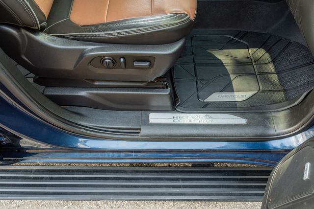 2022 Chevrolet Silverado 3500HD High Country DELUXE 4WD / 1-OWNER / CLEAN CARFAX | Austin, TX | Rocky Mountain Truck Stop Austin 2022 Chevrolet Silverado 3500HD High Country DELUXE 4WD / 1-OWNER / CLEAN CARFAX | Austin, TX | Rocky Mountain Truck Stop Austin