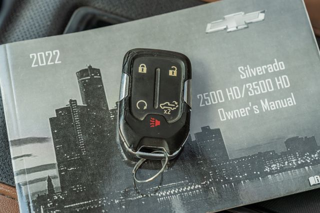 2022 Chevrolet Silverado 3500HD High Country DELUXE 4WD / 1-OWNER / CLEAN CARFAX | Austin, TX | Rocky Mountain Truck Stop Austin 2022 Chevrolet Silverado 3500HD High Country DELUXE 4WD / 1-OWNER / CLEAN CARFAX | Austin, TX | Rocky Mountain Truck Stop Austin