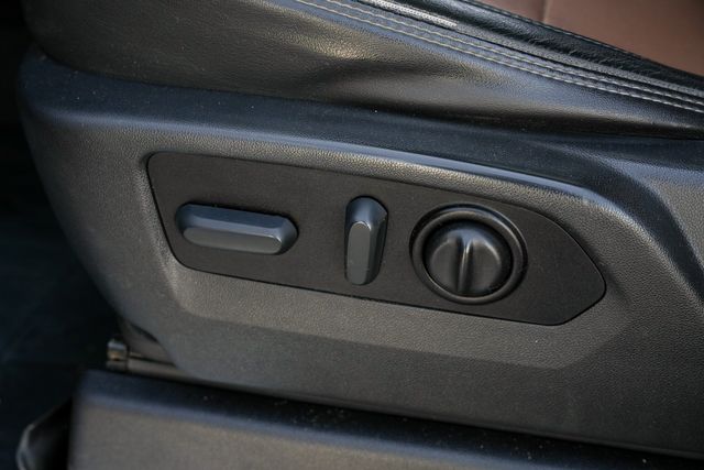 2022 Chevrolet Silverado 3500HD High Country DELUXE 4WD / 1-OWNER / CLEAN CARFAX | Austin, TX | Rocky Mountain Truck Stop Austin