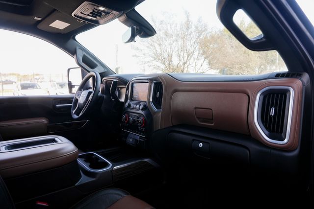 2022 Chevrolet Silverado 3500HD High Country DELUXE 4WD / 1-OWNER / CLEAN CARFAX | Austin, TX | Rocky Mountain Truck Stop Austin 2022 Chevrolet Silverado 3500HD High Country DELUXE 4WD / 1-OWNER / CLEAN CARFAX | Austin, TX | Rocky Mountain Truck Stop Austin