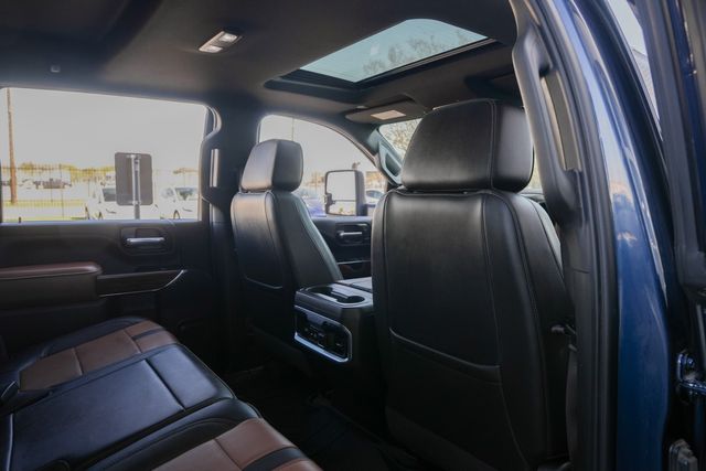 2022 Chevrolet Silverado 3500HD High Country DELUXE 4WD / 1-OWNER / CLEAN CARFAX | Austin, TX | Rocky Mountain Truck Stop Austin 2022 Chevrolet Silverado 3500HD High Country DELUXE 4WD / 1-OWNER / CLEAN CARFAX | Austin, TX | Rocky Mountain Truck Stop Austin